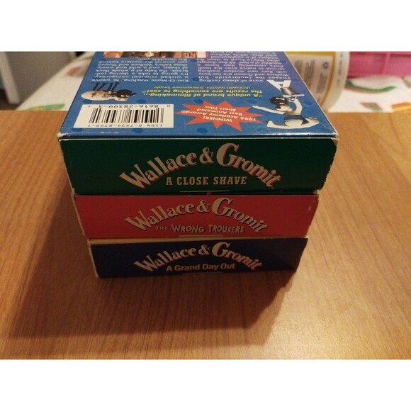 Wallace and Gromit VHS Lot - Grand Day Out, Wrong Trousers, Close Shave 1996 - Picture 4 of 6